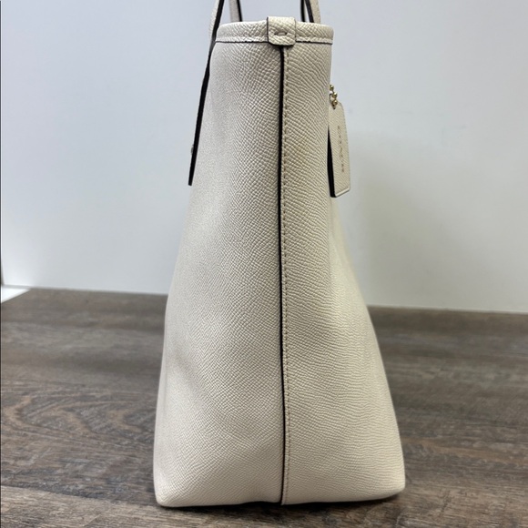 Coach “F58846 City Zip Tote” Crossgrain Leather Tote in Chalk (Style D1723) - Picture 4 of 13